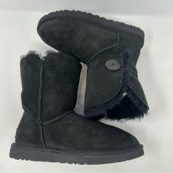 UGG Bailey Button Shearling Boots - Picture 5 of 8